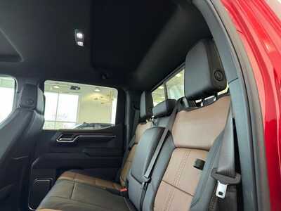 2025 Chevrolet 1500 Crew Cab, $57999. Photo 12