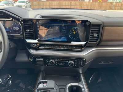 2025 Chevrolet 1500 Crew Cab, $57999. Photo 2