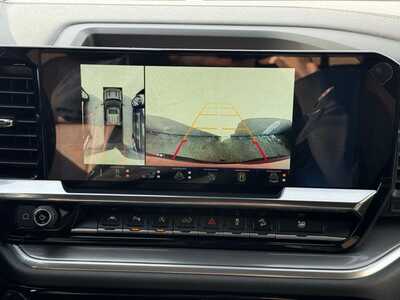 2025 Chevrolet 1500 Crew Cab, $57999. Photo 4