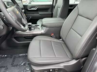2026 Chevrolet 1500 Crew Cab, $64630. Photo 5