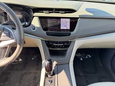 2023 Cadillac XT5, $31974. Photo 2