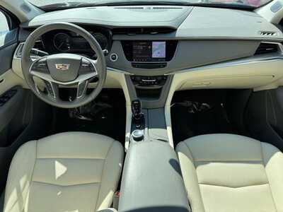 2023 Cadillac XT5, $31974. Photo 8