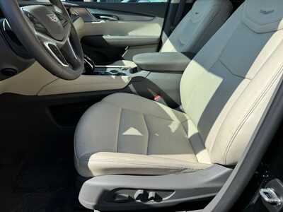 2023 Cadillac XT5, $31974. Photo 9