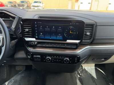 2025 Chevrolet 1500 Crew Cab, $40199. Photo 2