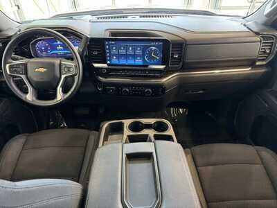 2025 Chevrolet 1500 Crew Cab, $40199. Photo 7