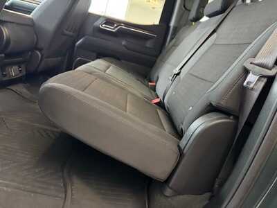 2025 Chevrolet 1500 Crew Cab, $40999. Photo 10