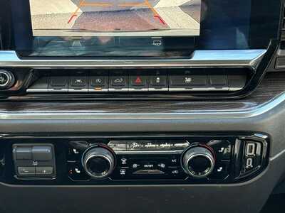 2025 Chevrolet 1500 Crew Cab, $39998. Photo 12