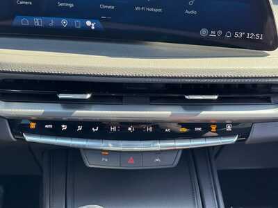 2025 Cadillac XT4, $31974. Photo 10