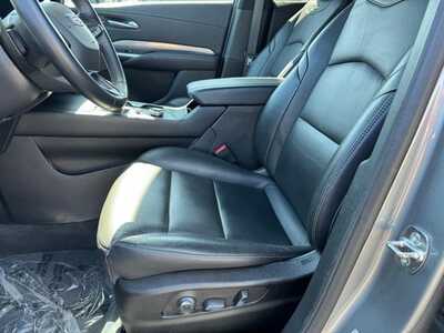 2025 Cadillac XT4, $31974. Photo 8