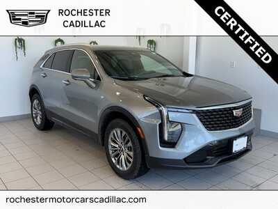 2025 Cadillac XT4, $31974. Photo 1