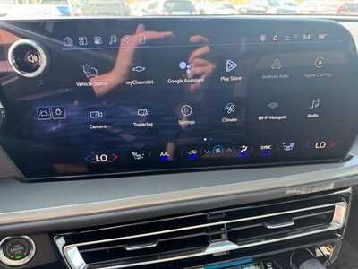 2026 Chevrolet Traverse, $47020.0. Photo 3