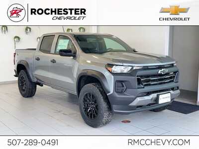 2026 Chevrolet Colorado Crew Cab, $43690.0. Photo 1