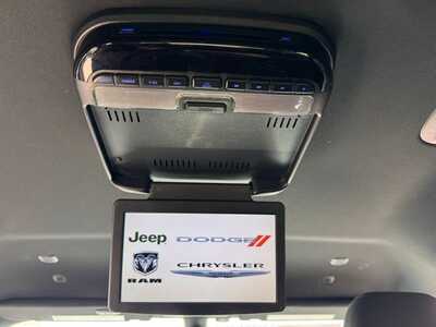 2020 Chrysler Pacifica, $15950. Photo 7