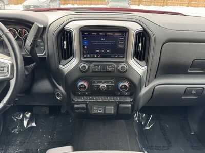2021 Chevrolet 1500 Crew Cab, $33249. Photo 2