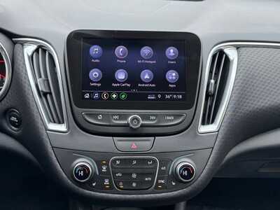 2019 Chevrolet Malibu, $19490. Photo 10