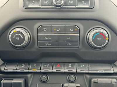 2022 Chevrolet 1500 Crew Cab, $37999. Photo 12