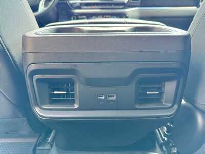 2024 Chevrolet 1500 Crew Cab, $41999. Photo 7