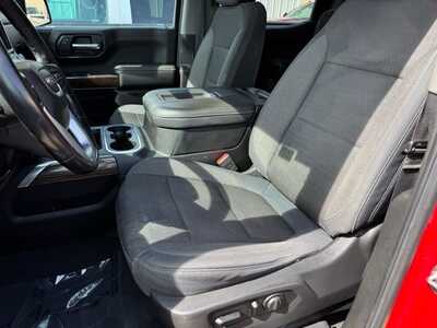 2019 GMC 1500 Crew Cab, $29499. Photo 5