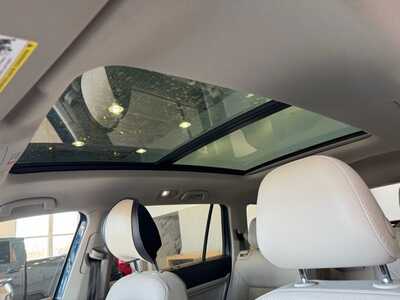 2021 Volkswagen Atlas, $23699. Photo 10