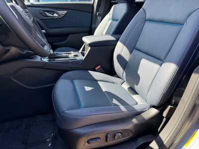 2026 Chevrolet Blazer, $50440.0. Photo 5