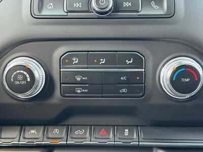 2023 GMC 1500 Crew Cab, $32499. Photo 11