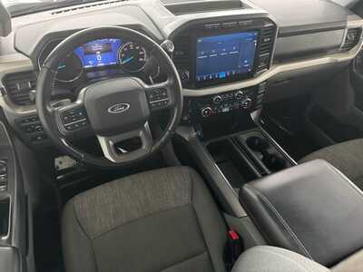 2021 Ford F150 Crew Cab, $31999. Photo 8