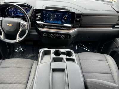 2024 Chevrolet 1500 Crew Cab, $30999. Photo 9