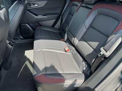 2026 Chevrolet Equinox, $38365.0. Photo 6