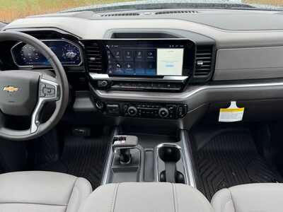 2026 Chevrolet 1500 Crew Cab, $65707.0. Photo 2
