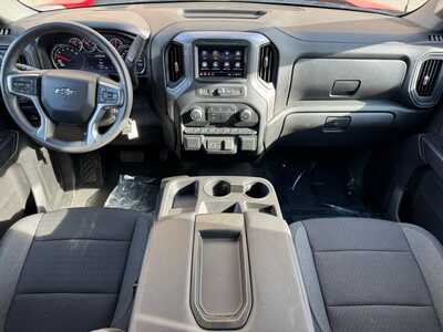 2022 Chevrolet 1500 Crew Cab, $31895. Photo 9