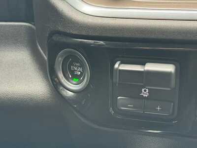 2022 Chevrolet 1500 Crew Cab, $41795. Photo 11