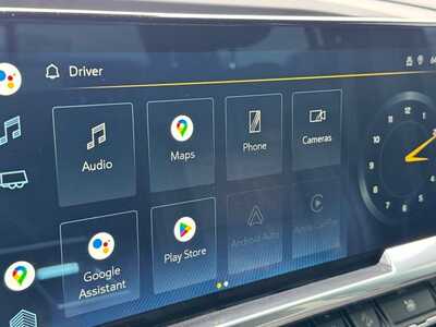 2022 Chevrolet 1500 Crew Cab, $41795. Photo 3