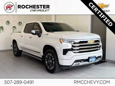 2022 Chevrolet 1500 Crew Cab, $41795. Photo 1