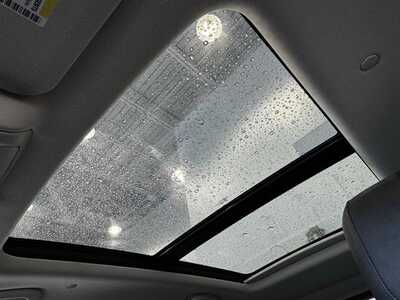 2017 Cadillac XT5, $19995. Photo 6