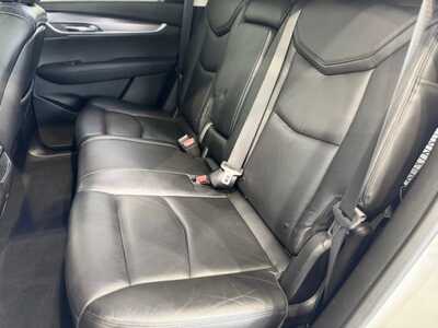 2017 Cadillac XT5, $19995. Photo 7