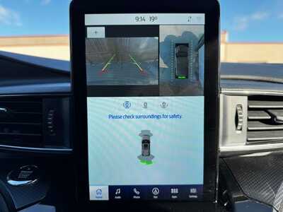 2021 Ford Explorer, $28690. Photo 4