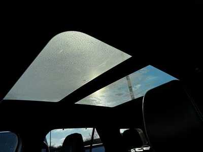 2021 Ford Explorer, $28690. Photo 6