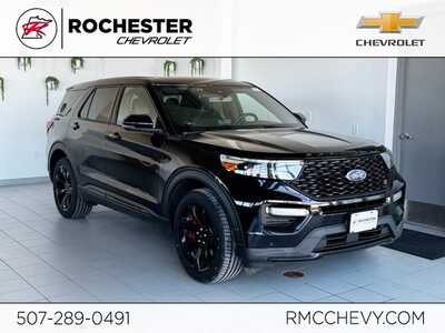 2021 Ford Explorer, $28690. Photo 1