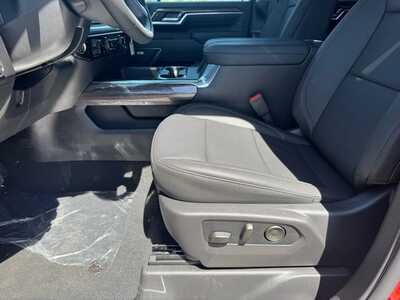 2026 Chevrolet 3500 Crew Cab, $81730.0. Photo 5