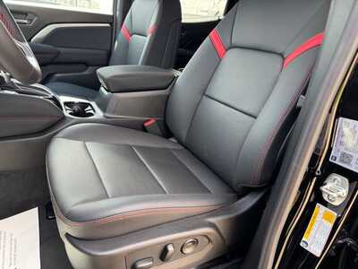 2026 Chevrolet Colorado Crew Cab, $45490.0. Photo 4