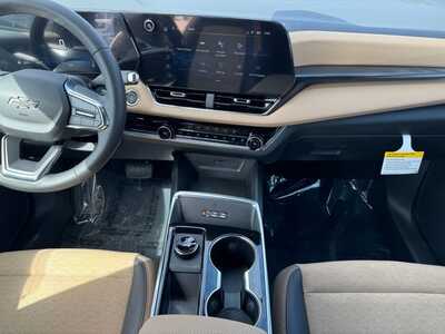2026 Chevrolet Equinox, $36940.0. Photo 2