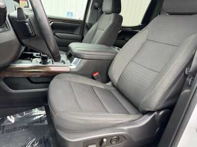 2023 GMC 1500 Crew Cab, $41999. Photo 5