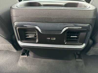 2023 GMC 1500 Crew Cab, $41999. Photo 7