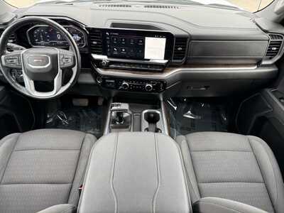 2023 GMC 1500 Crew Cab, $41999. Photo 9