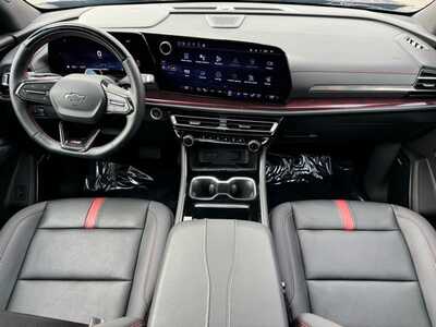 2024 Chevrolet Traverse, $51495. Photo 11