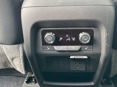 2024 Chevrolet Traverse, $51495. Photo 9