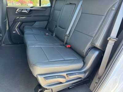 2026 Chevrolet Tahoe, $71250.0. Photo 6