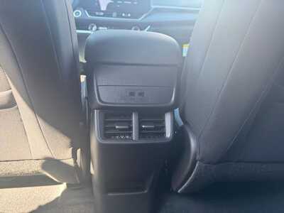2026 Chevrolet Equinox, $32090.0. Photo 9