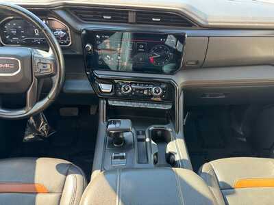 2023 GMC 1500 Crew Cab, $41895. Photo 2