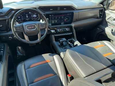2023 GMC 1500 Crew Cab, $41895. Photo 9